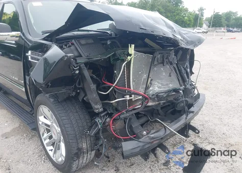 2013 Cadillac Escalade Esv Platinum Edition z USA, uszkodzony, nr VIN 1GYS4KEF6DR135680